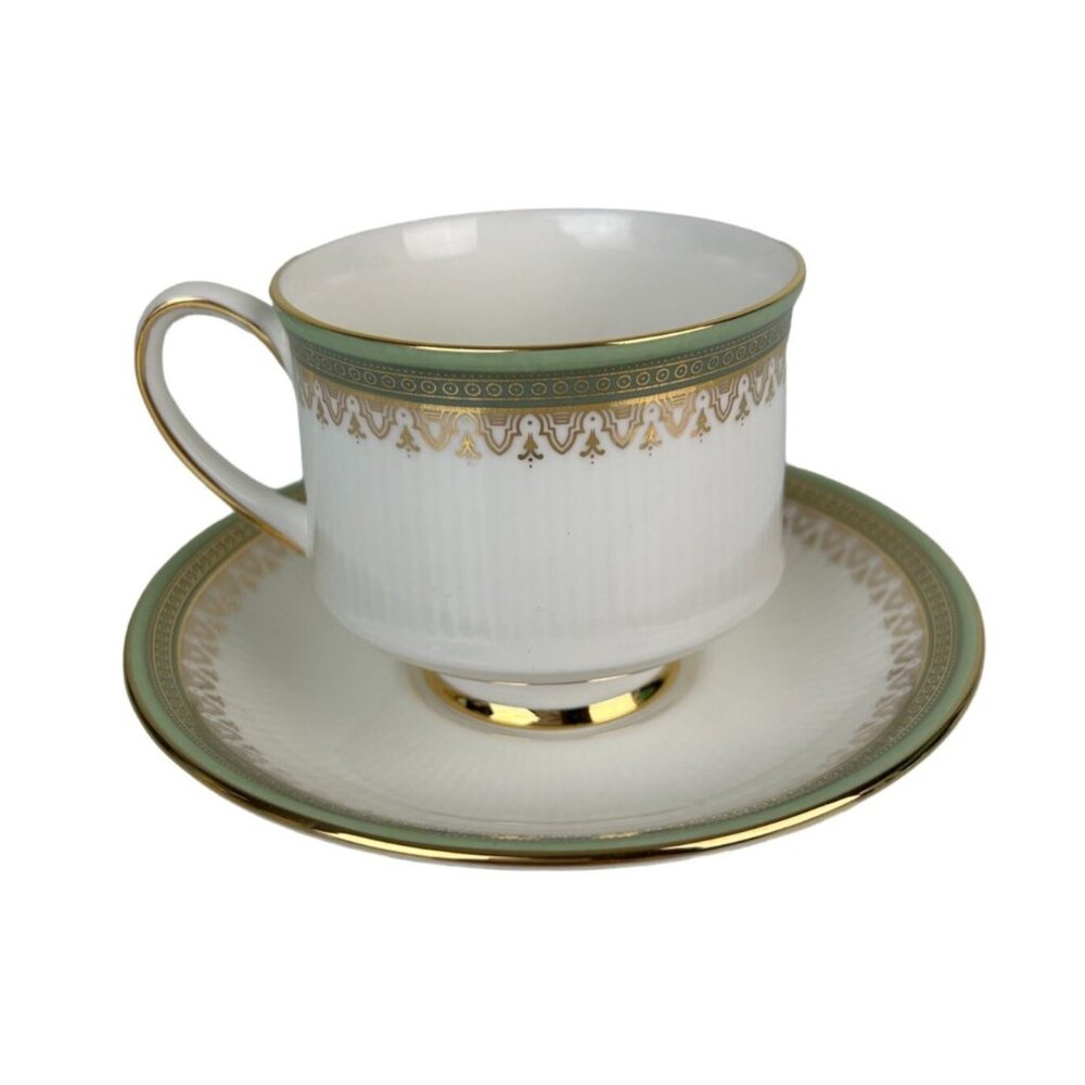 Paragon China Teacup & Saucer, Made in England, Kensington Green White Gold